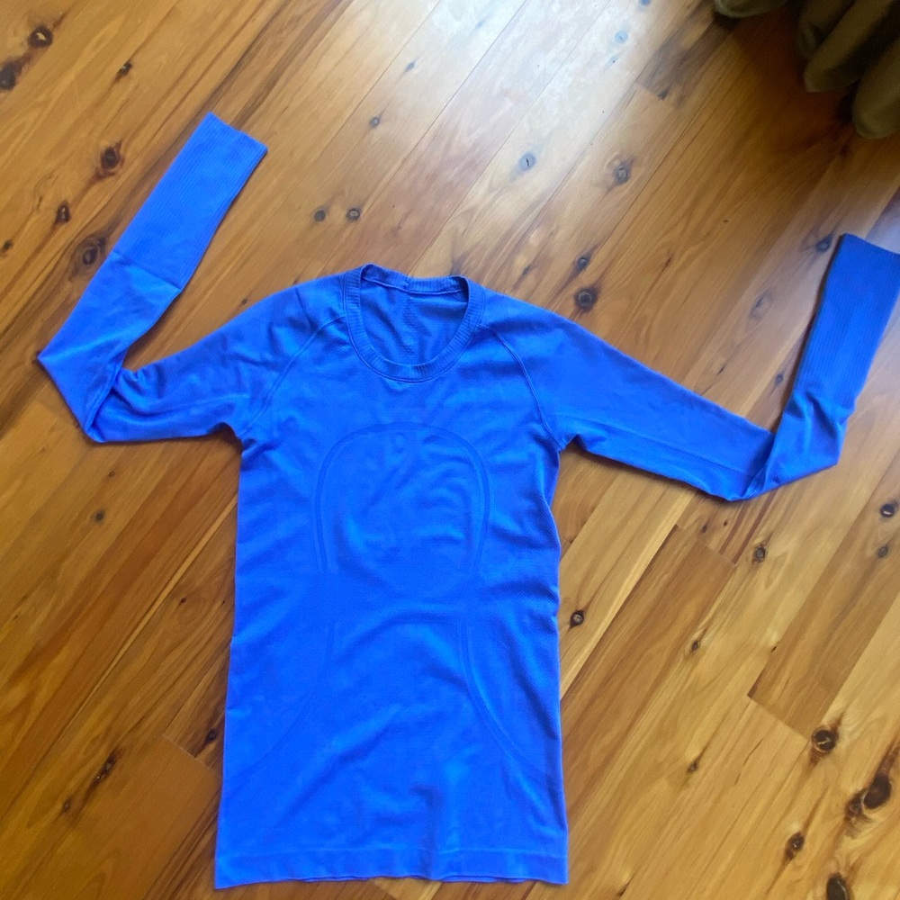 Lululemon swiftly tech long sleeve size 6 purple